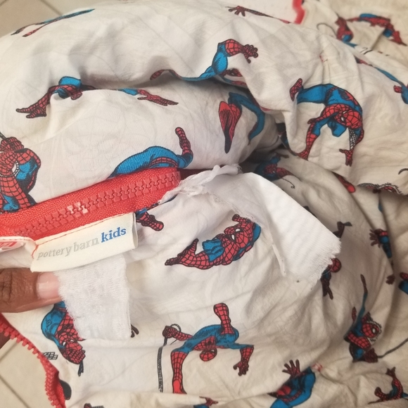 Pottery Barn Kids Spiderman Sleeping Bag 52"×24" - Picture 8 of 11